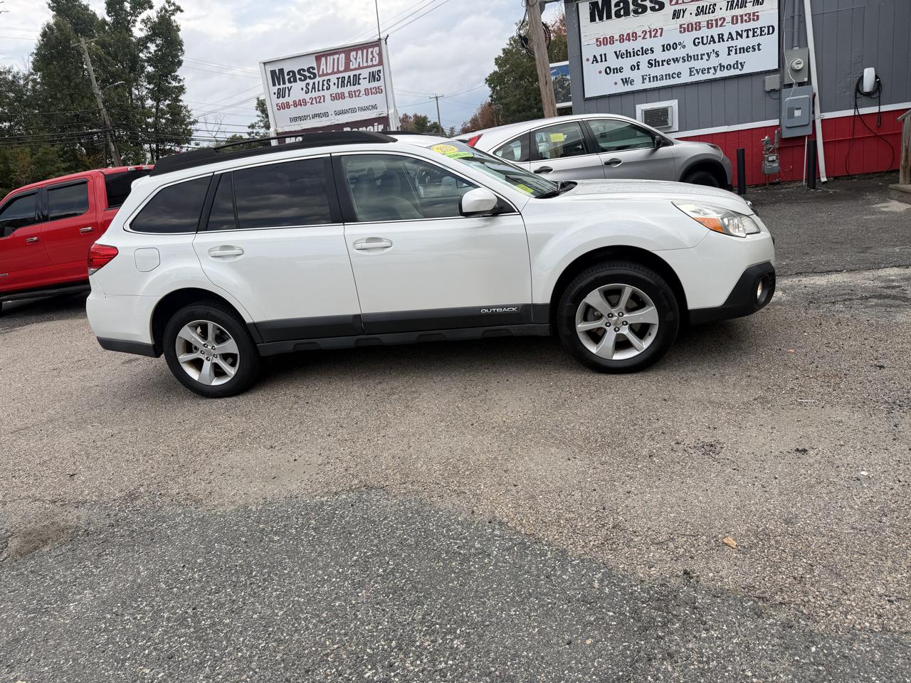 Subaru Outback 2.5i Premium 2013