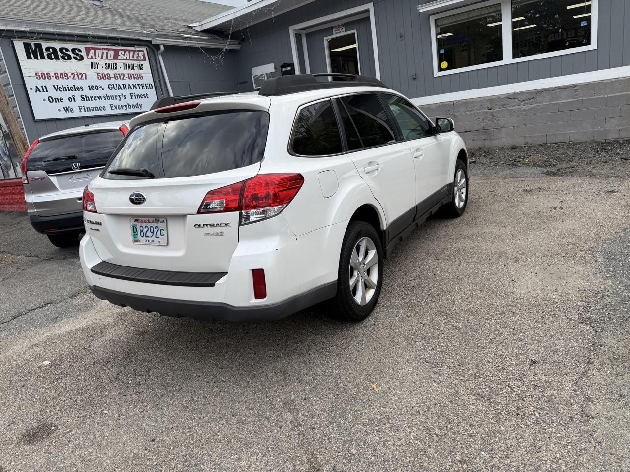Subaru Outback 2.5i Premium 2013