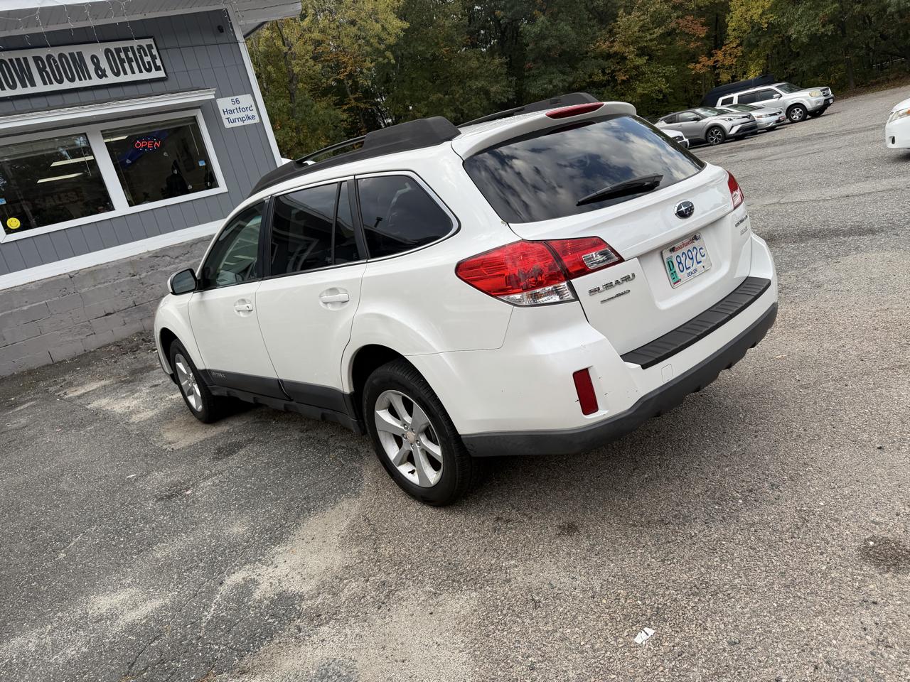 Subaru Outback 2.5i Premium 2013