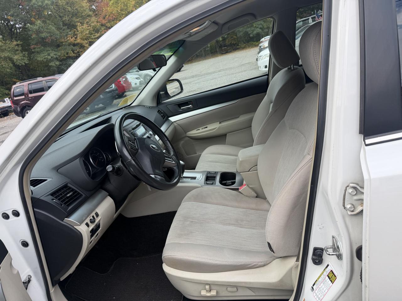 Subaru Outback 2.5i Premium 2013