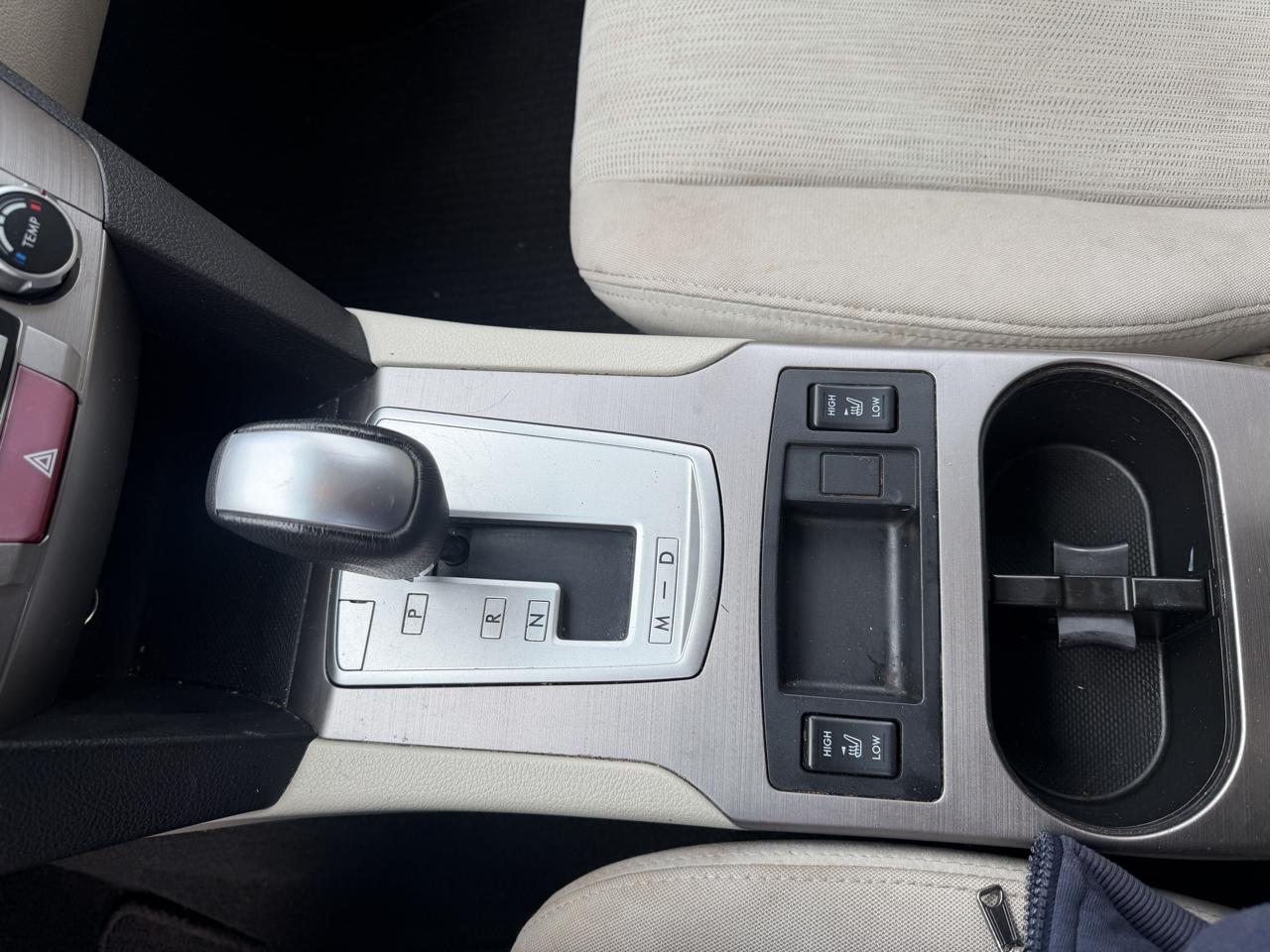 Subaru Outback 2.5i Premium 2013