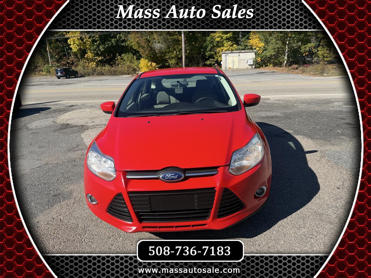Ford Focus SE 2012