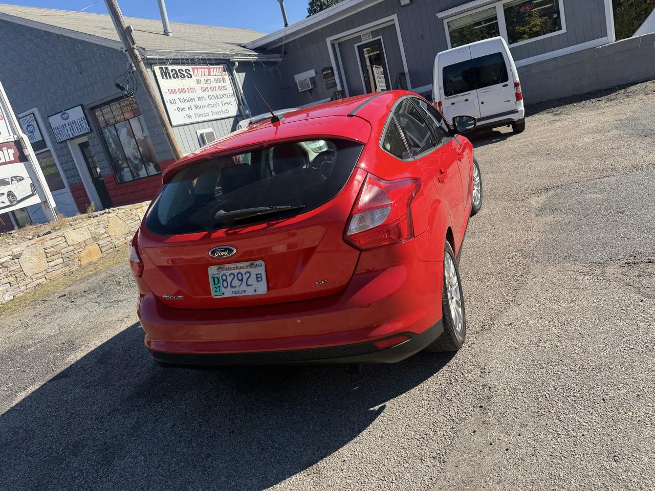 Ford Focus SE 2012