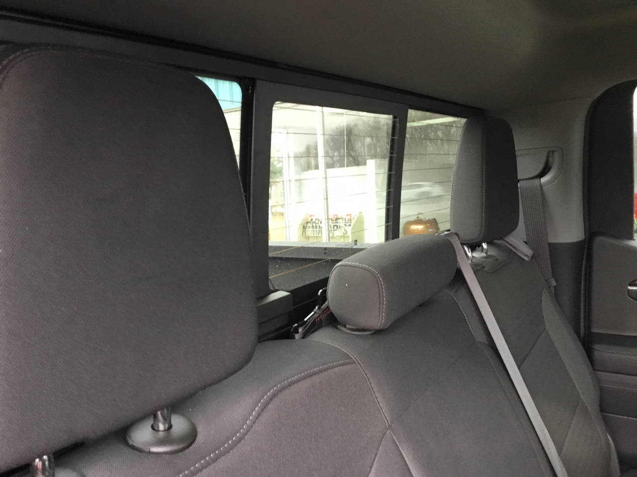 GMC Sierra 1500 4WD Crew Cab 157" SLE 2024