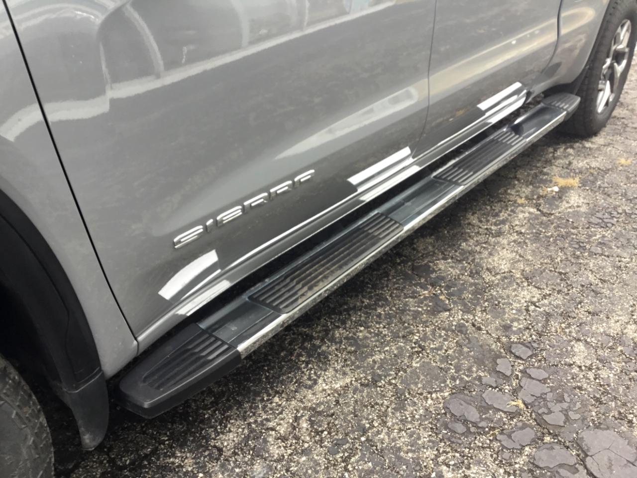 GMC Sierra 1500 4WD Crew Cab 157" SLE 2024