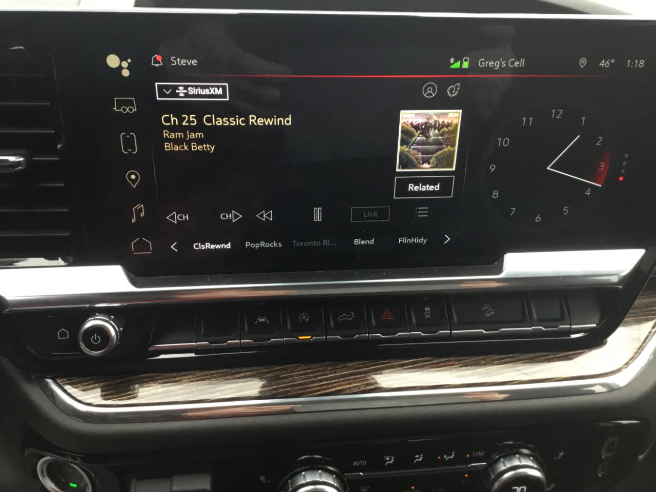 GMC Sierra 1500 4WD Crew Cab 157" SLE 2024