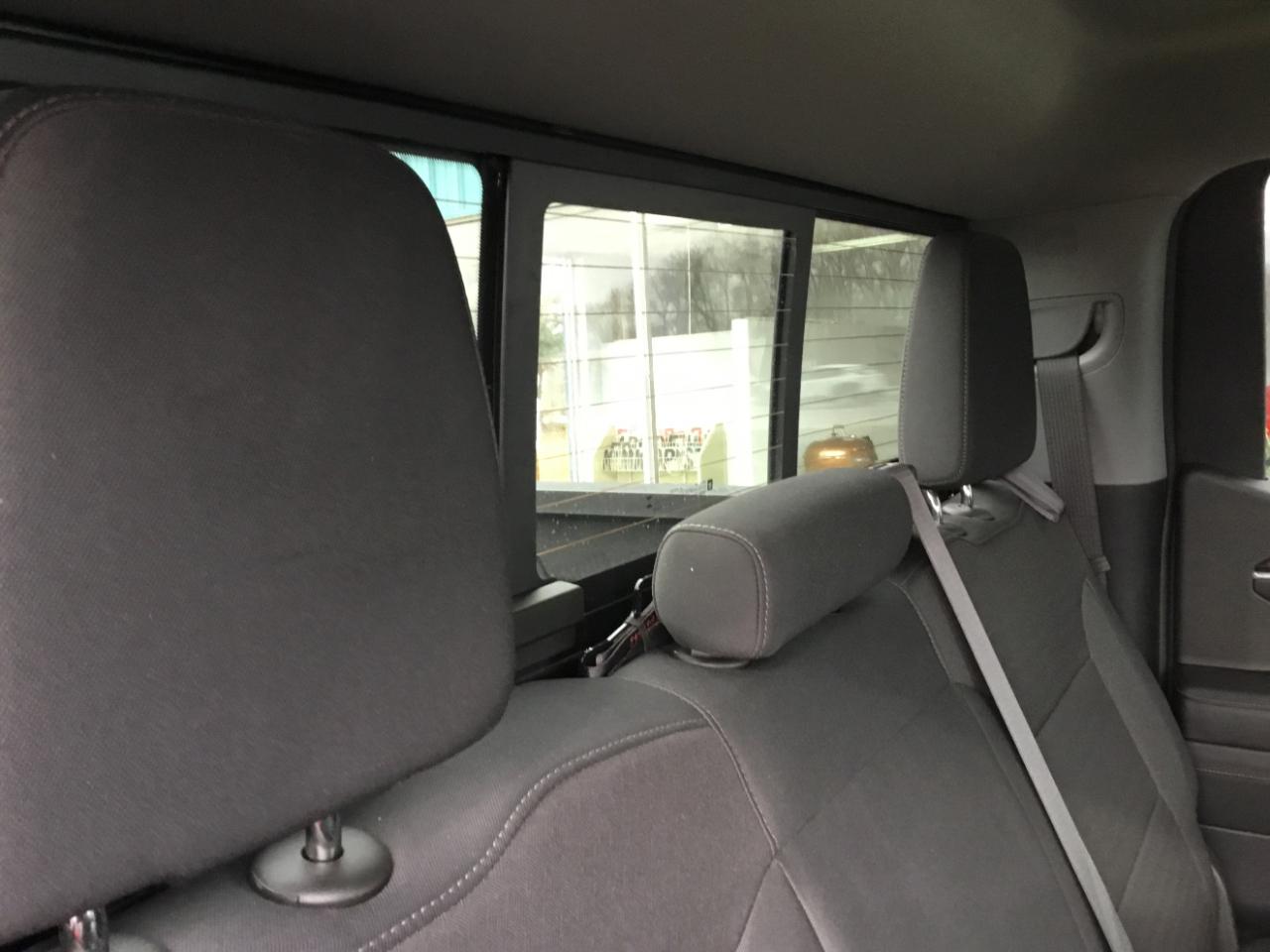 GMC Sierra 1500 4WD Crew Cab 157" SLE 2024