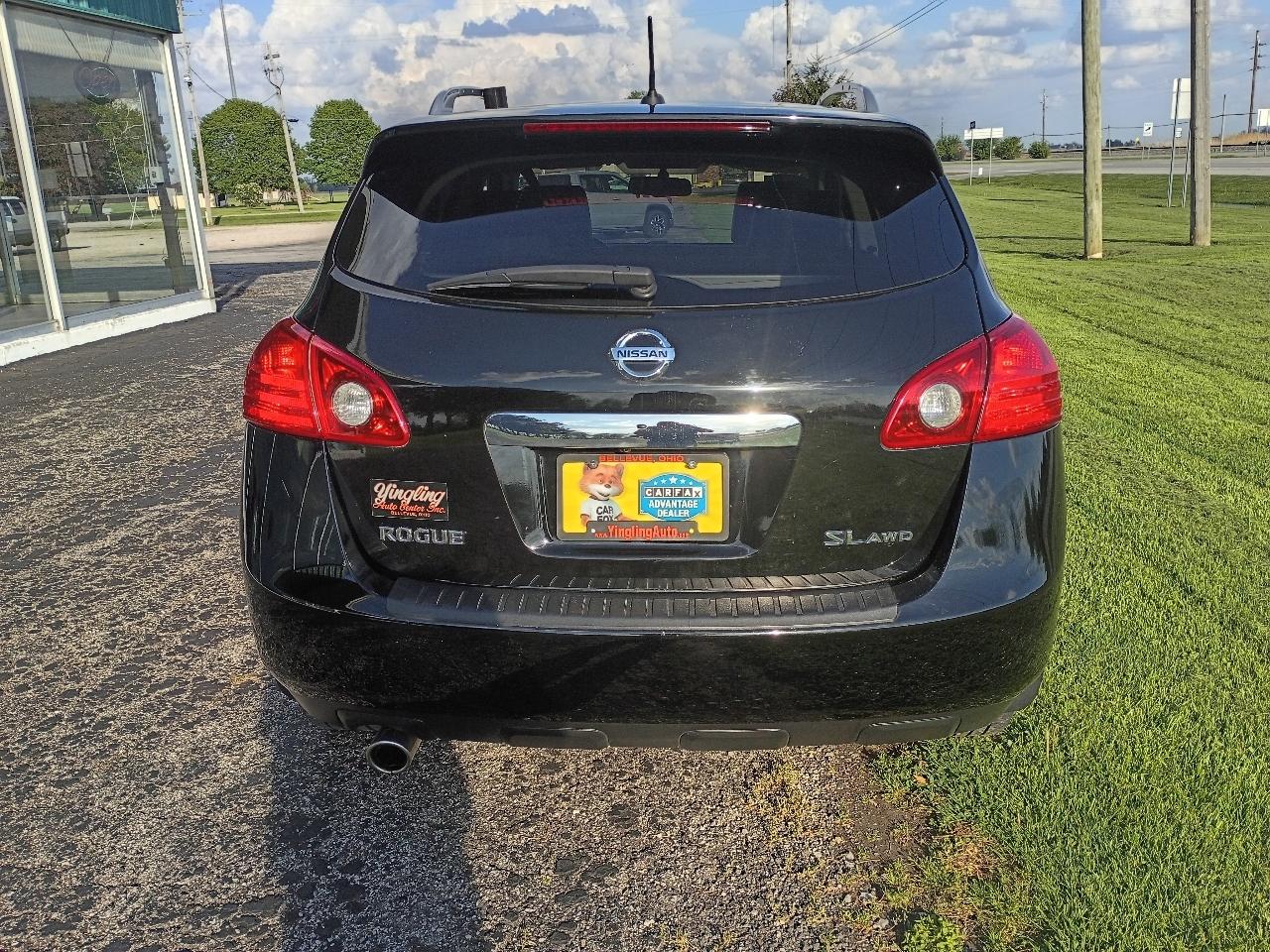 Nissan Rogue S AWD 2012