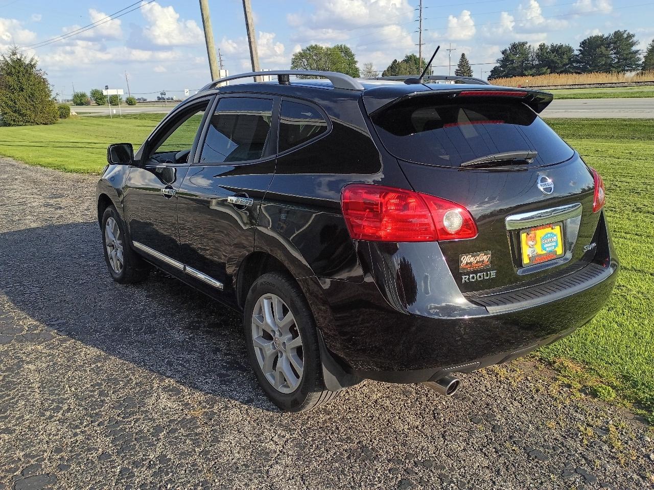 Nissan Rogue S AWD 2012