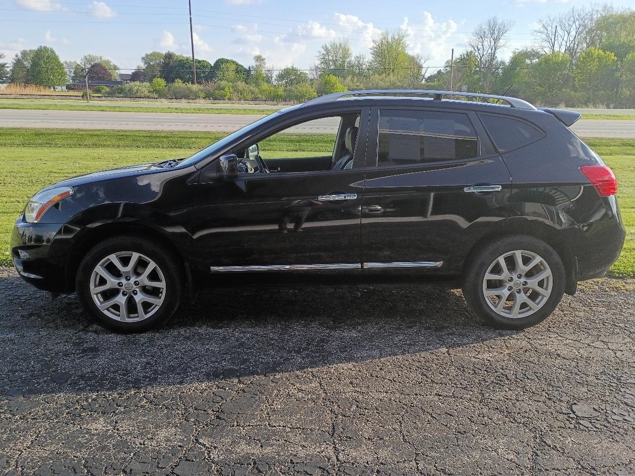Nissan Rogue S AWD 2012