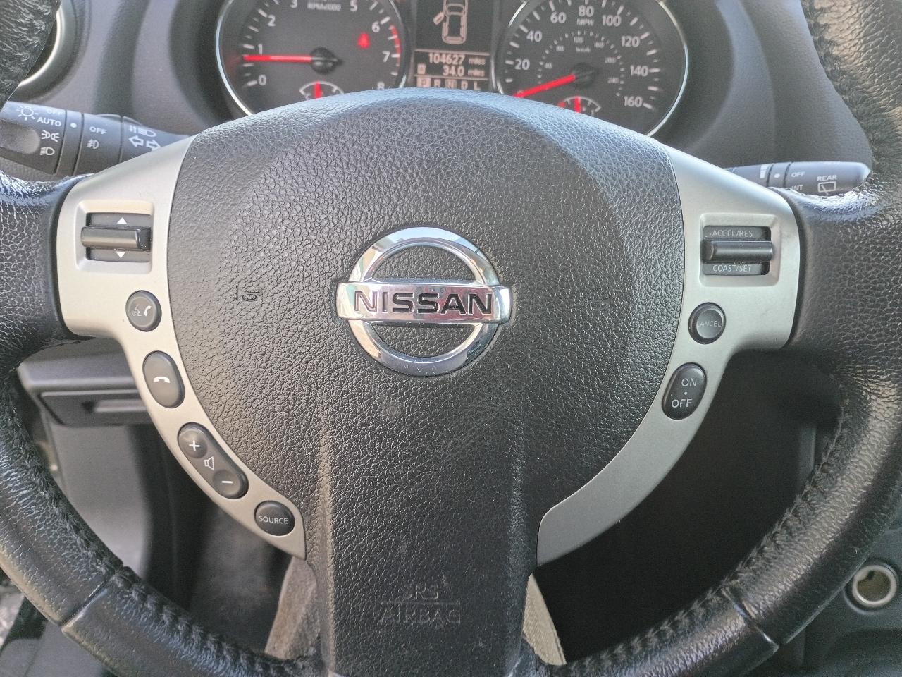 Nissan Rogue S AWD 2012