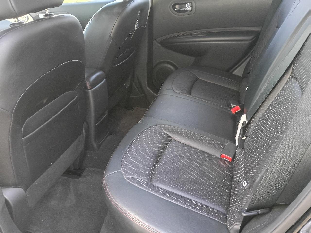 Nissan Rogue S AWD 2012