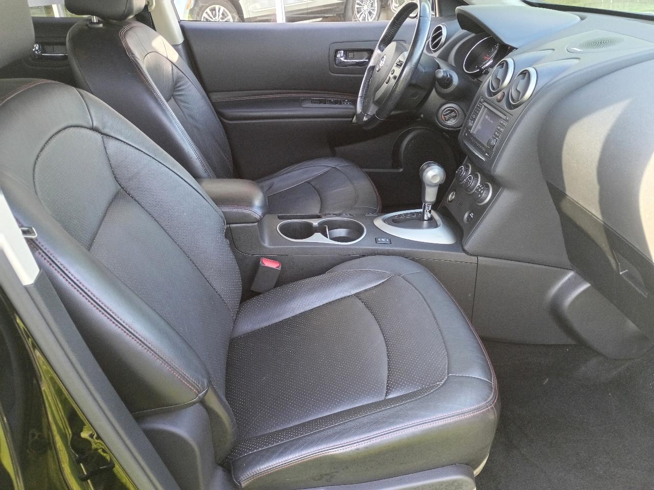 Nissan Rogue S AWD 2012