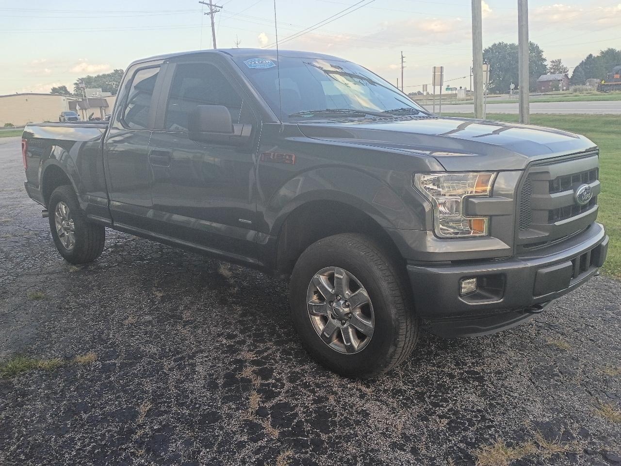 Ford F-150 XL SuperCab 6.5-ft. Bed 4WD 2016