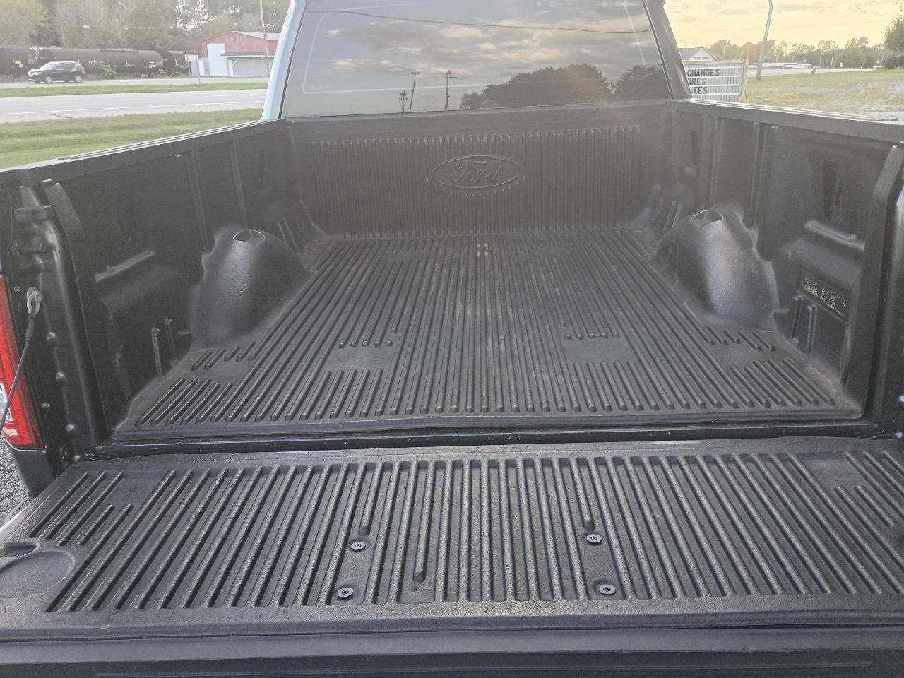 Ford F-150 XL SuperCab 6.5-ft. Bed 4WD 2016