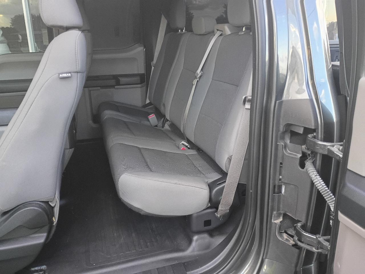 Ford F-150 XL SuperCab 6.5-ft. Bed 4WD 2016