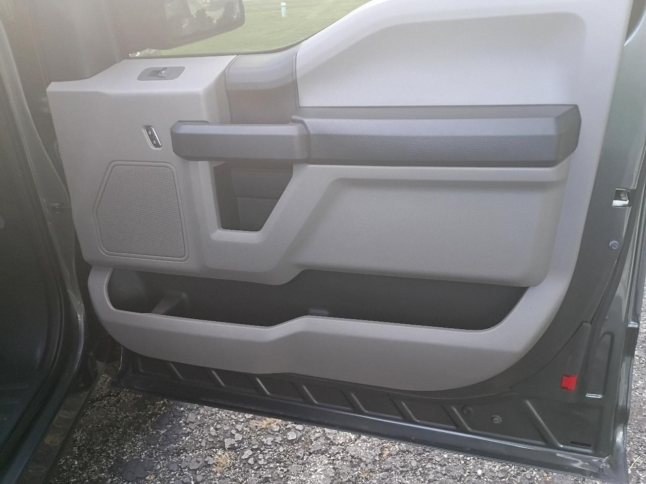 Ford F-150 XL SuperCab 6.5-ft. Bed 4WD 2016