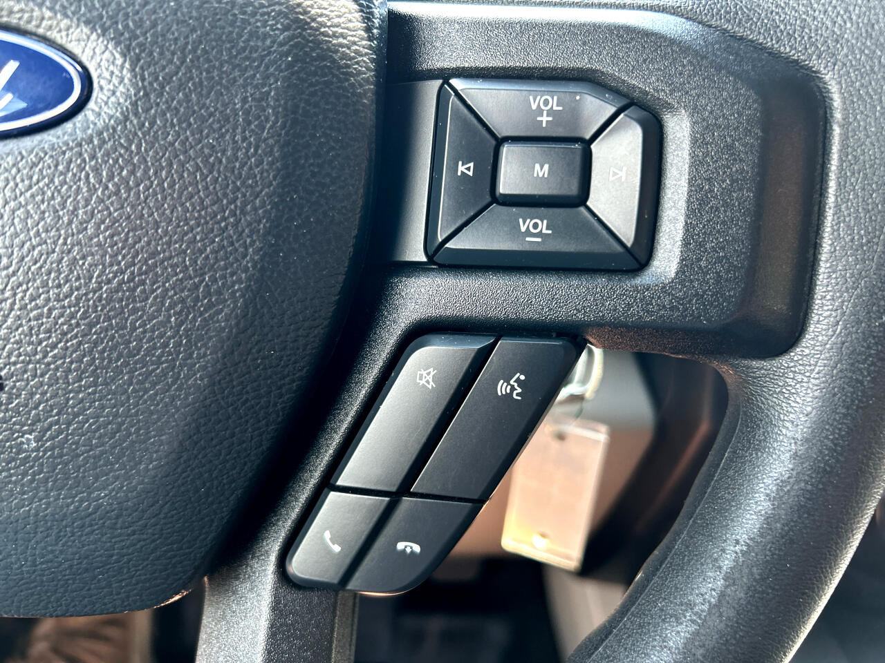 Ford F-150 XL SuperCab 6.5-ft. Bed 4WD 2019 Ford F-150 XL SuperCab 6.5-ft. Bed 4WD 2019