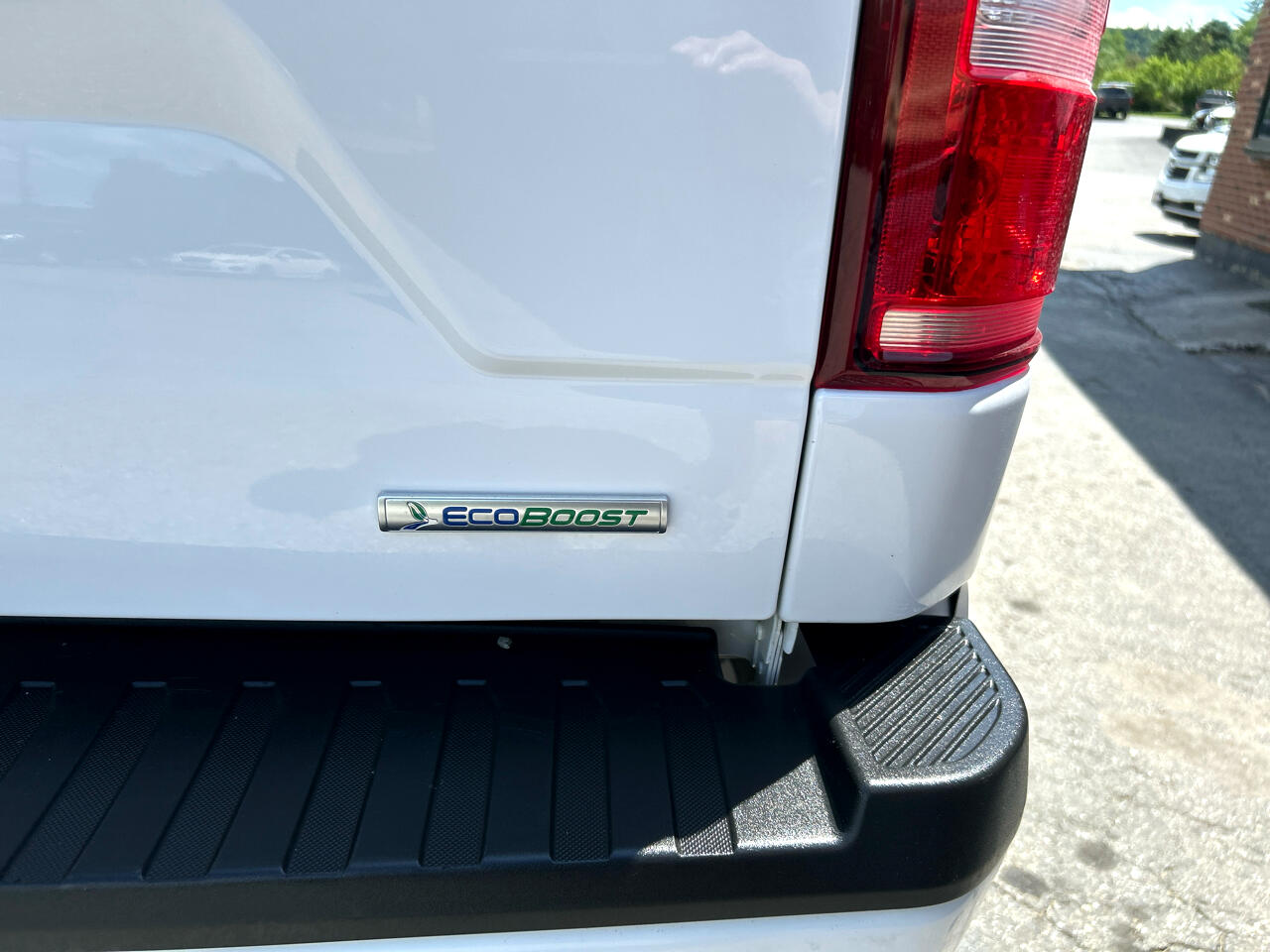 Ford F-150 XL SuperCab 6.5-ft. Bed 4WD 2019 Ford F-150 XL SuperCab 6.5-ft. Bed 4WD 2019