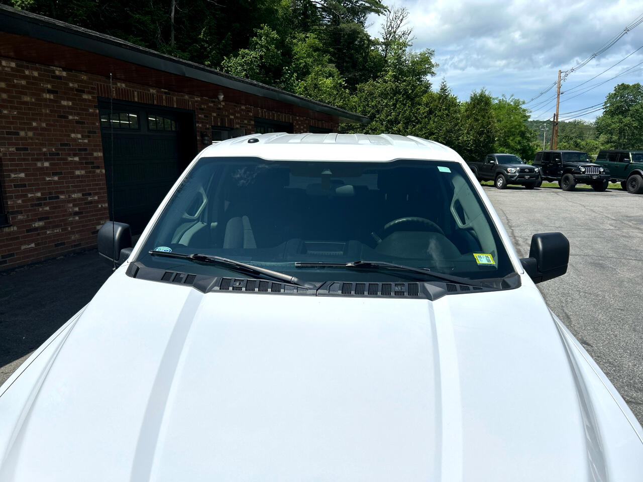 Ford F-150 XL SuperCab 6.5-ft. Bed 4WD 2019 Ford F-150 XL SuperCab 6.5-ft. Bed 4WD 2019