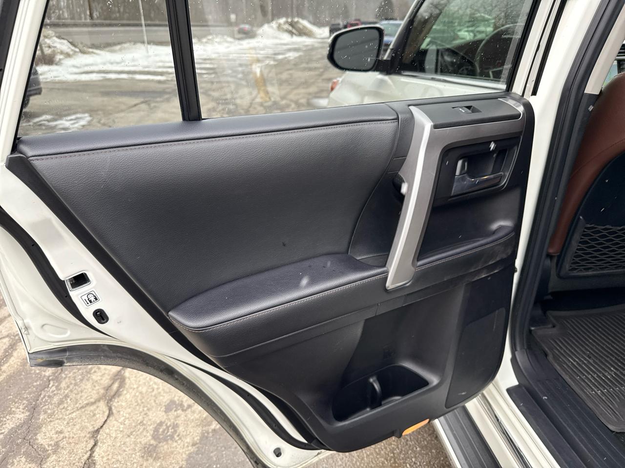 Toyota 4Runner Limited 4WD 2021