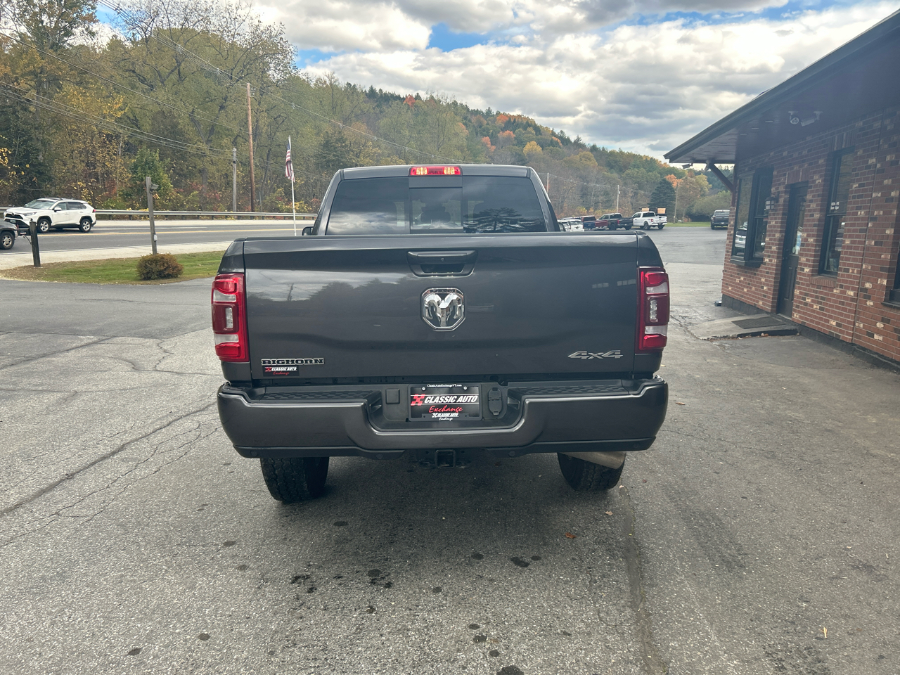 RAM 3500 Big Horn Crew Cab SWB 4WD 2022 RAM 3500 Big Horn Crew Cab SWB 4WD 2022