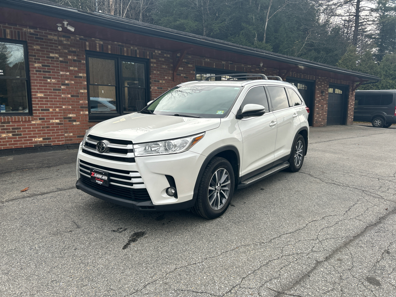 2019 Toyota Highlander XLE AWD V6