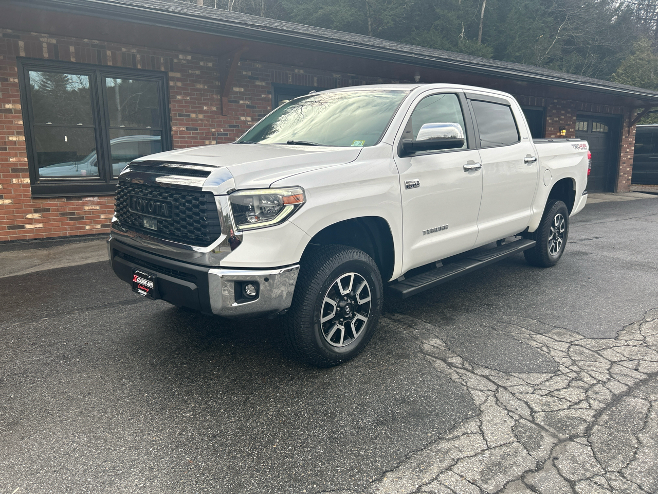 2018 Toyota Tundra Limited 5.7L FFV CrewMax 4WD