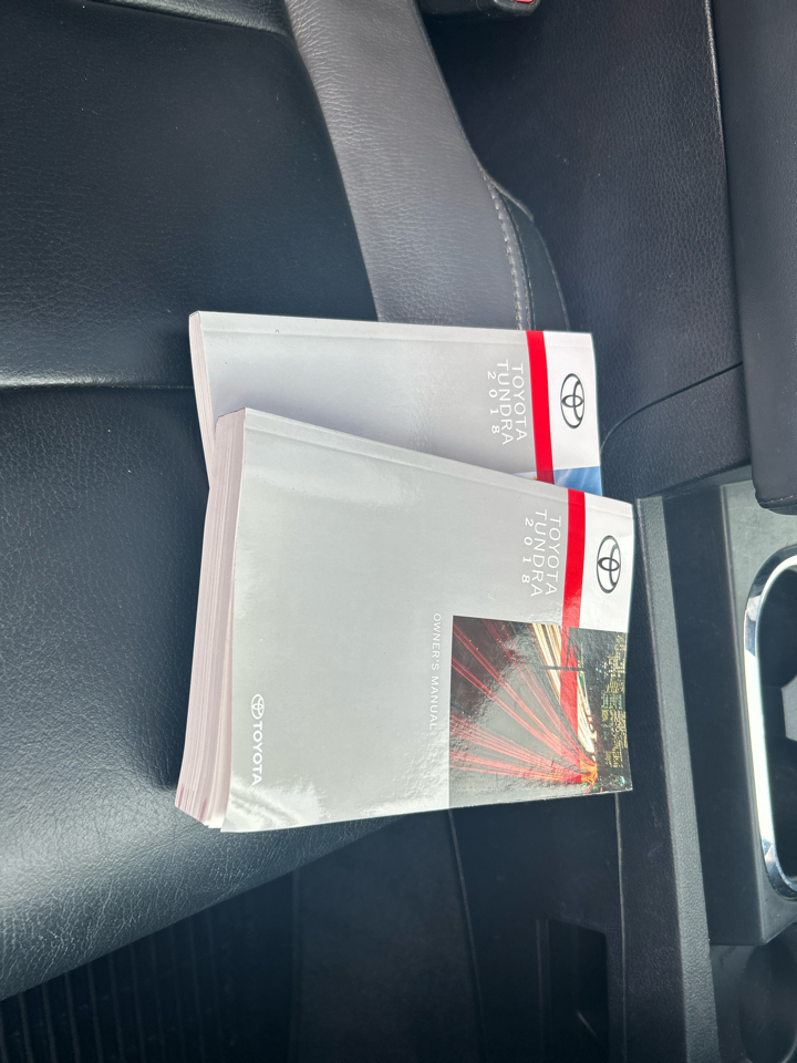 Toyota Tundra Limited 5.7L FFV CrewMax 4WD 2018