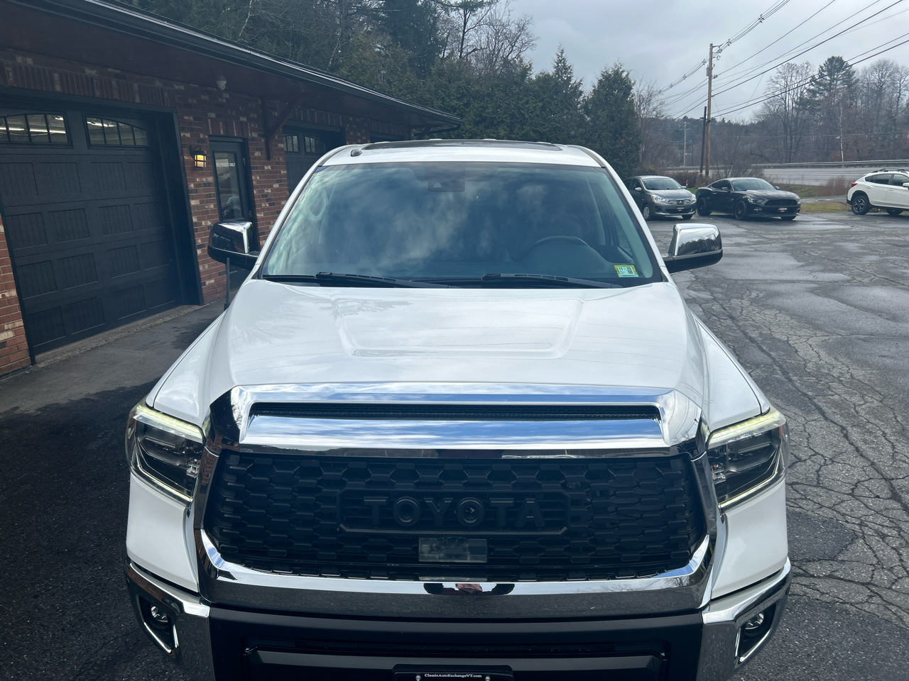 Toyota Tundra Limited 5.7L FFV CrewMax 4WD 2018
