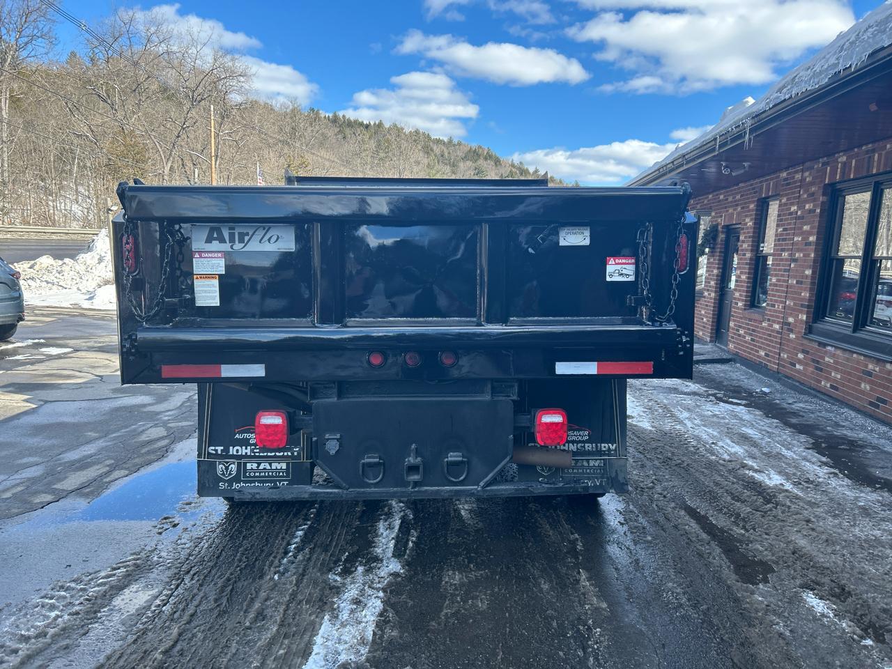 RAM 5500 Regular Cab SWB 4WD DRW 2023