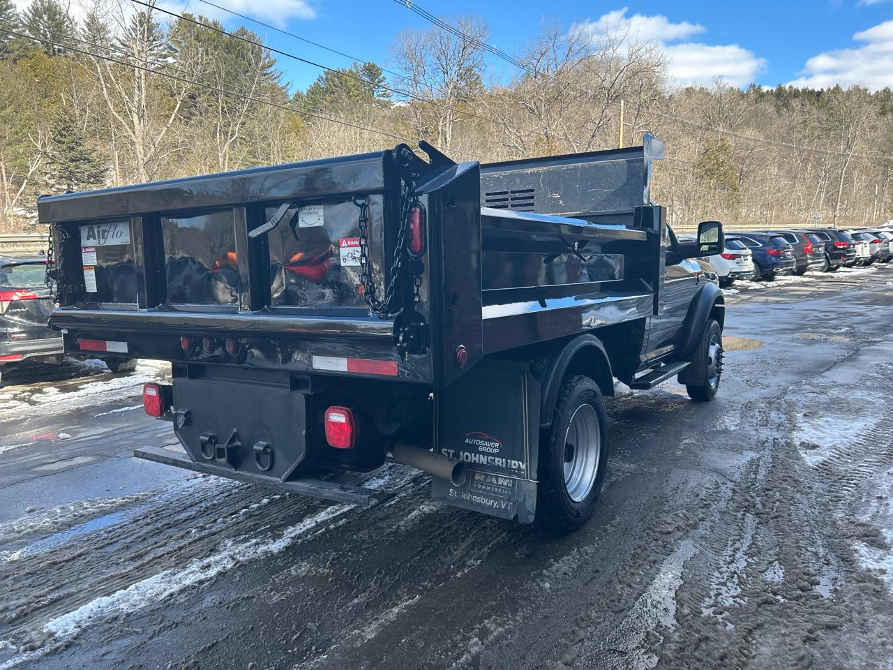 RAM 5500 Regular Cab SWB 4WD DRW 2023