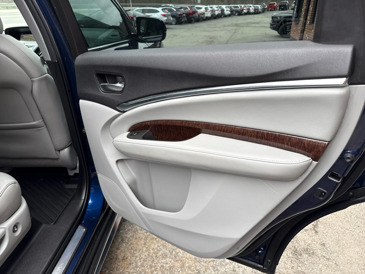 Acura MDX SH-AWD 9-Spd AT w/Tech Package 2018