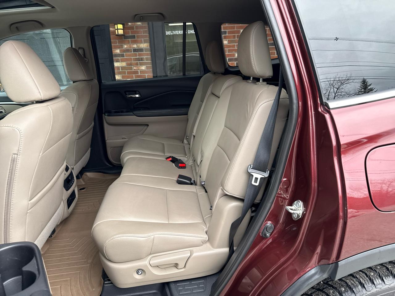 Honda Pilot EX-L w/Navigation AWD 2018