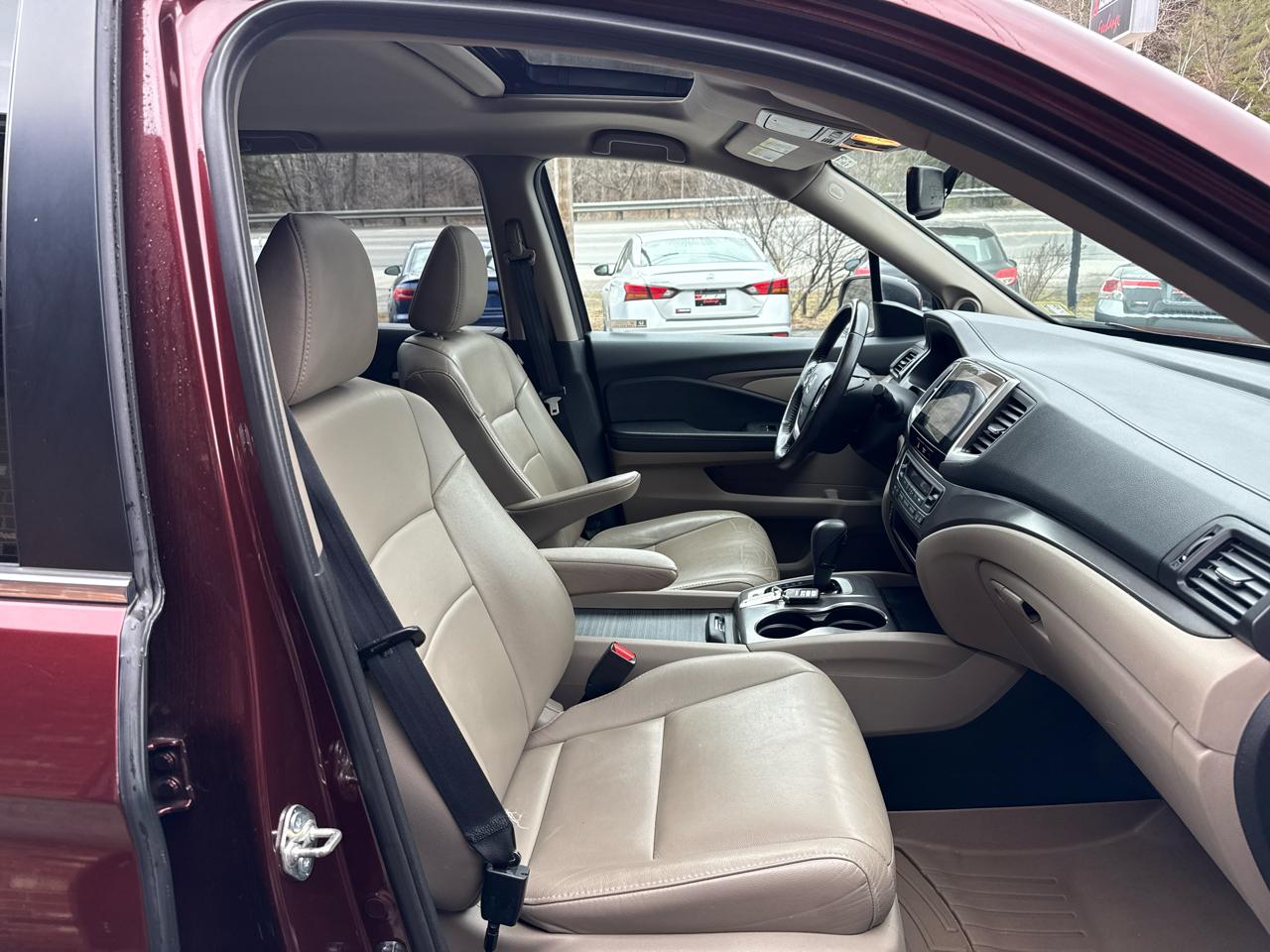 Honda Pilot EX-L w/Navigation AWD 2018