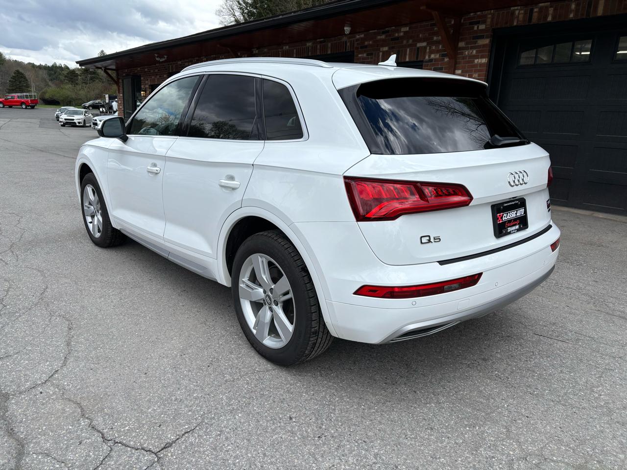 Audi Q5 2.0T Premium Plus quattro 2019