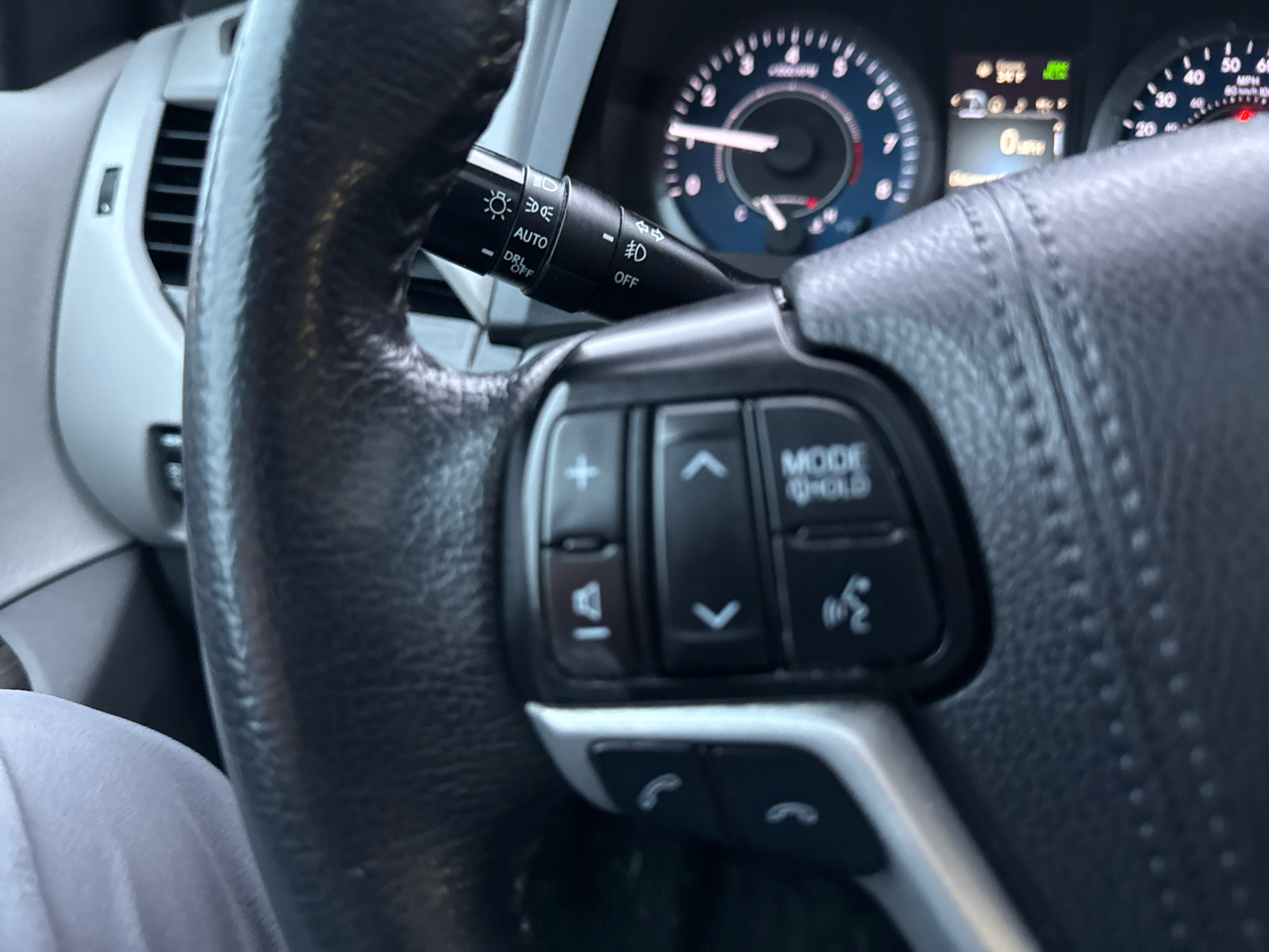 Toyota Sienna XLE 7-Passenger AWD 2020