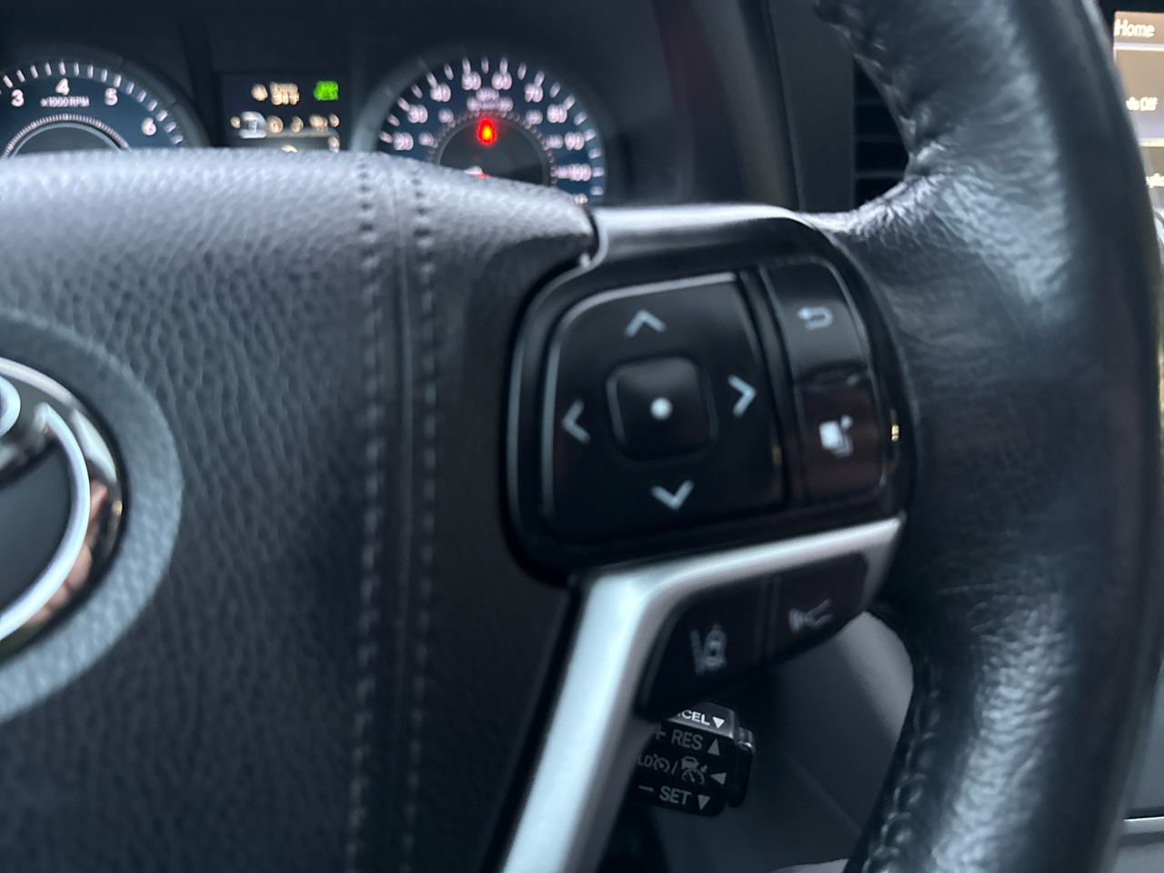 Toyota Sienna XLE 7-Passenger AWD 2020