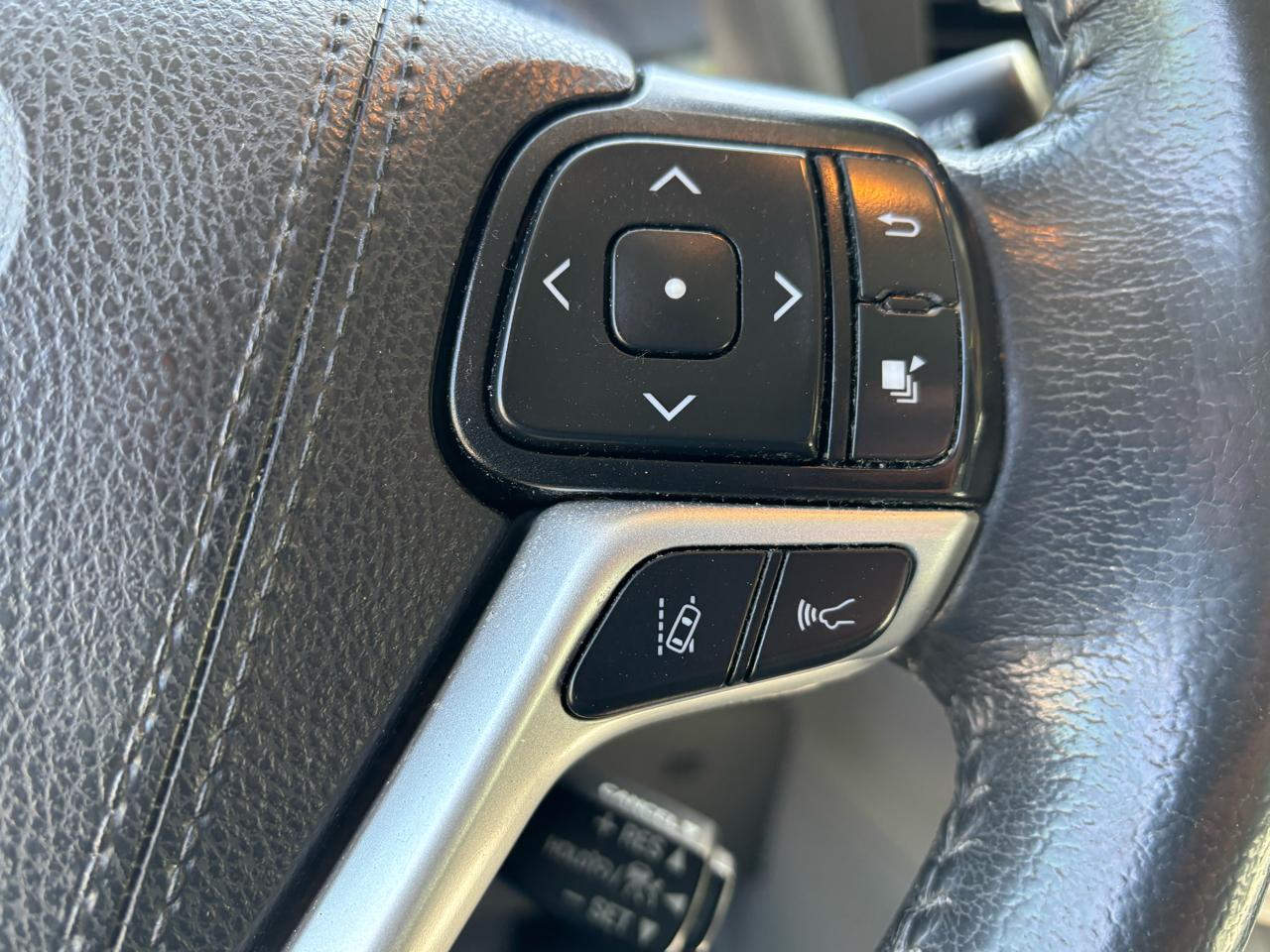 Toyota Sienna XLE 7-Passenger AWD 2020