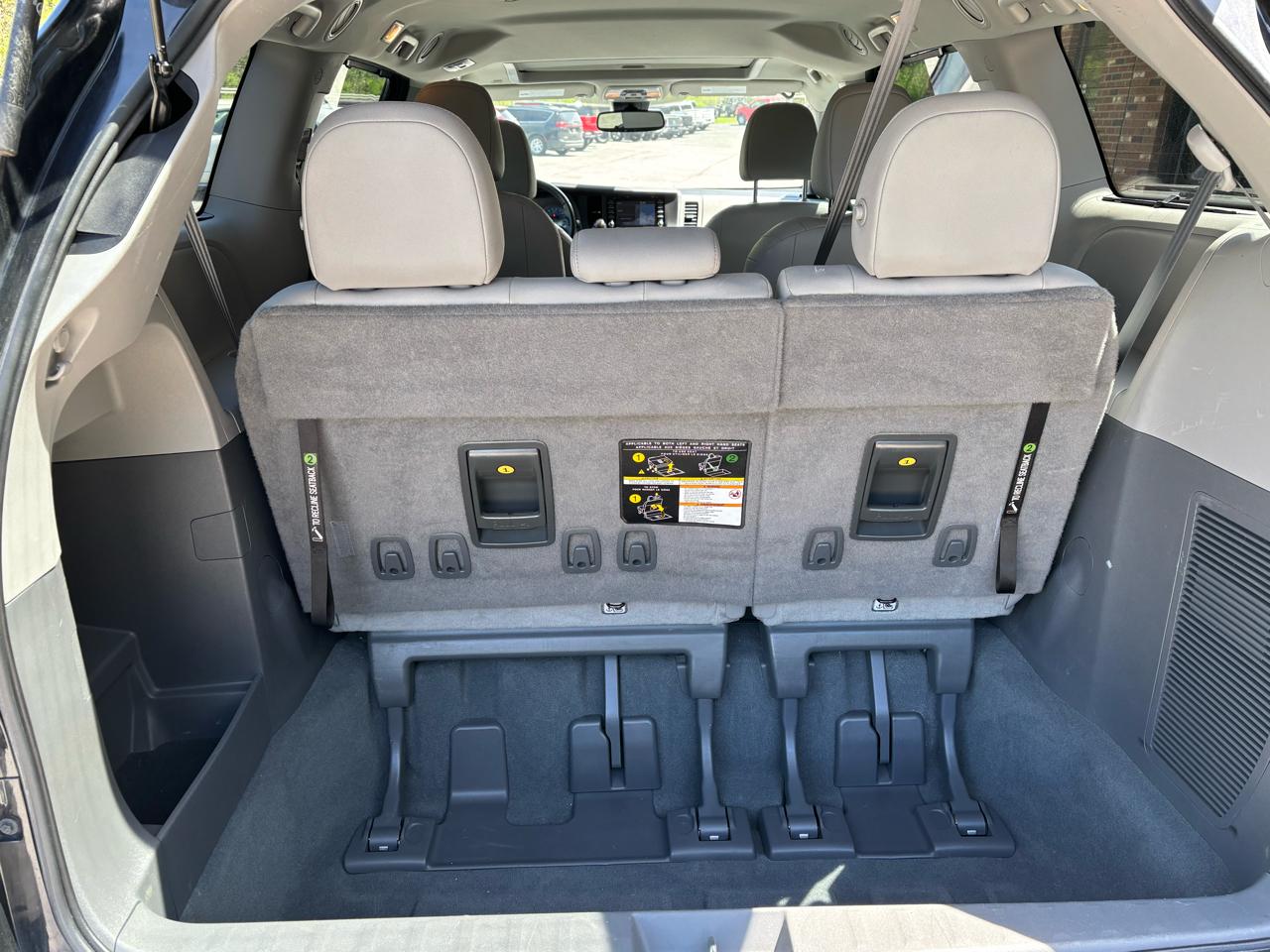 Toyota Sienna XLE 7-Passenger AWD 2020