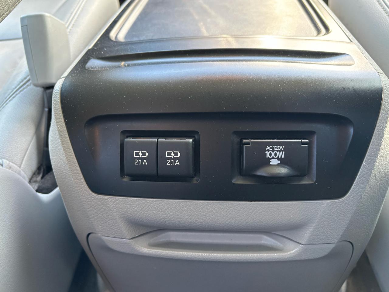 Toyota Sienna XLE 7-Passenger AWD 2020