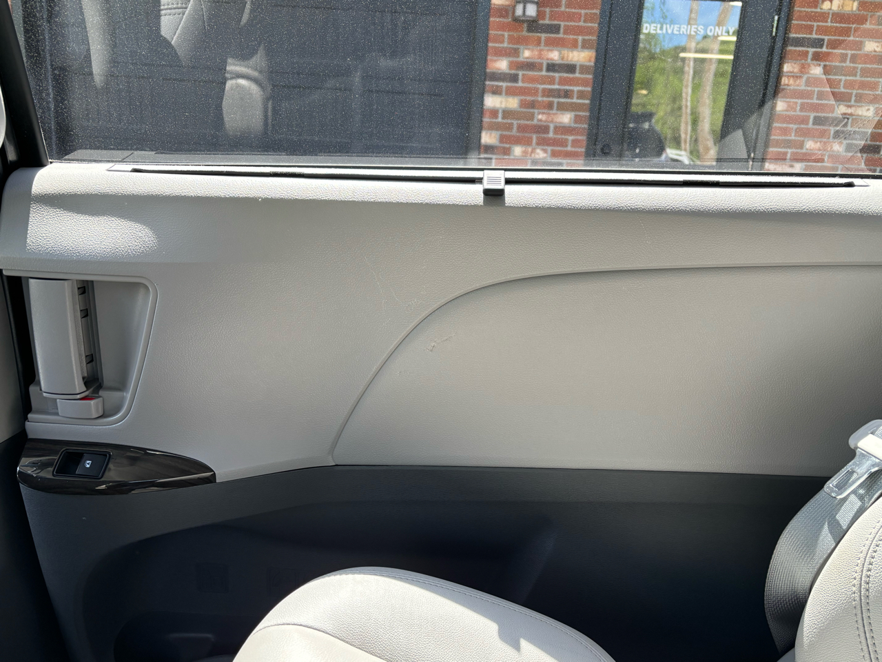 Toyota Sienna XLE 7-Passenger AWD 2020
