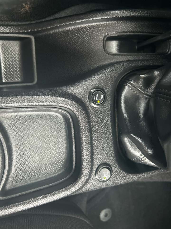 Jeep Wrangler Sahara 4WD 2015