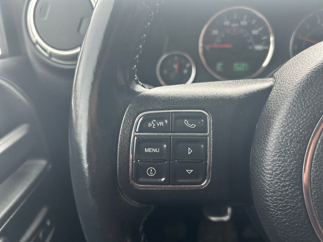 Jeep Wrangler Sahara 4WD 2015