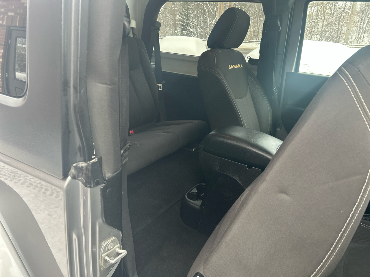 Jeep Wrangler Sahara 4WD 2015