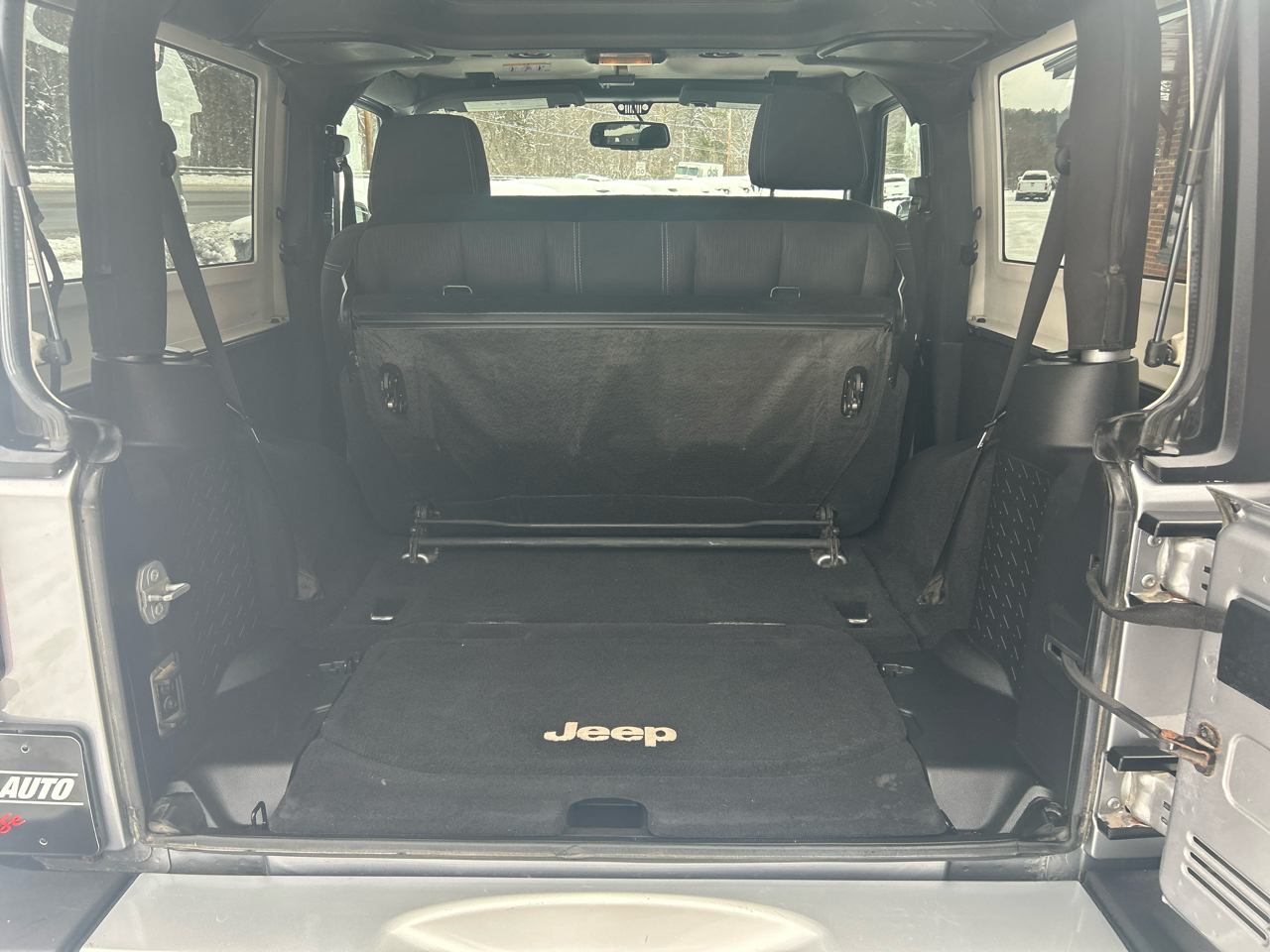 Jeep Wrangler Sahara 4WD 2015