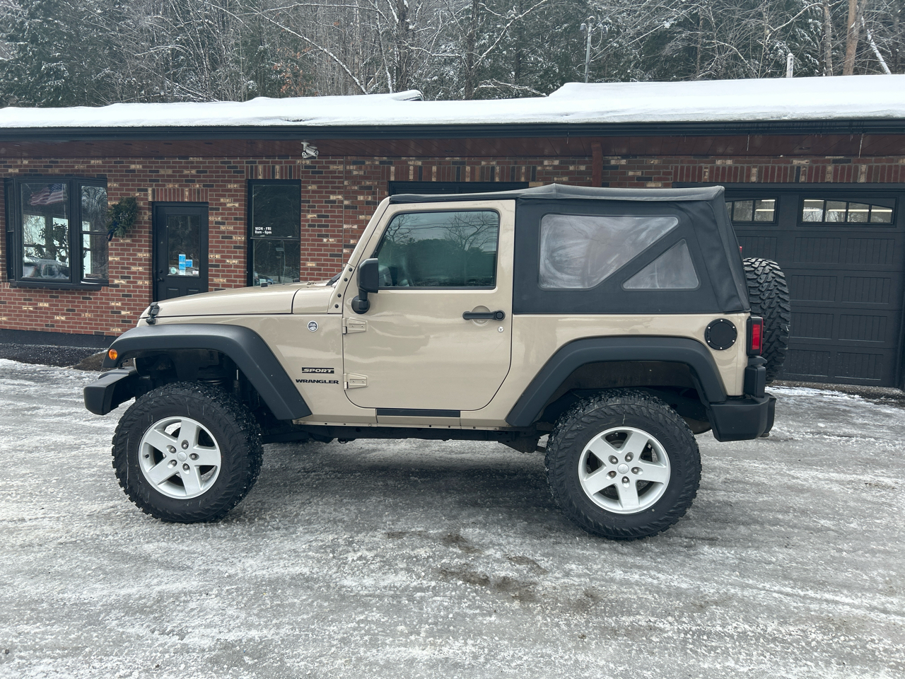 Jeep Wrangler Sport 4WD 2016