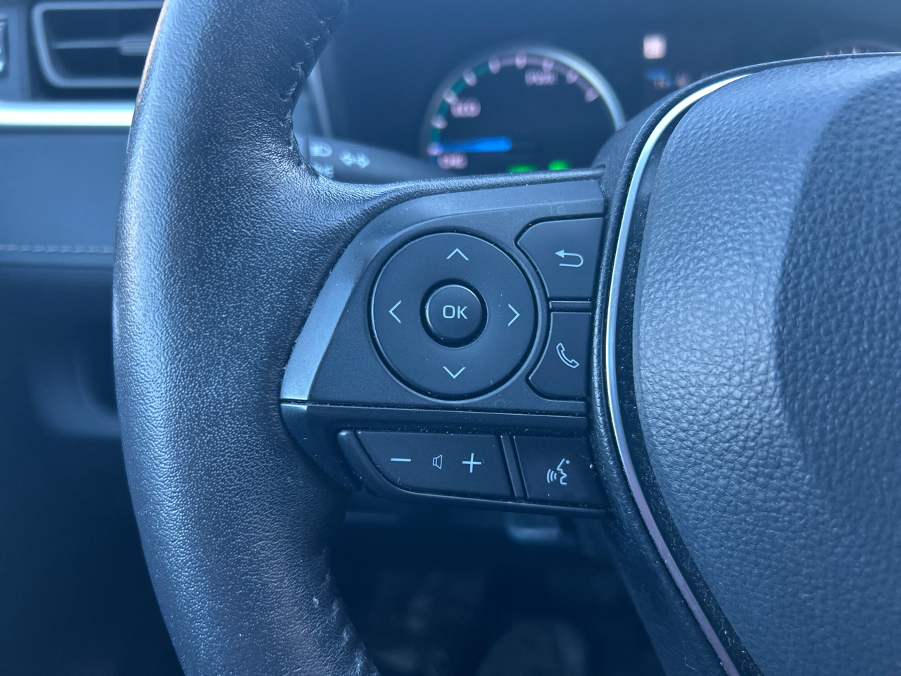 Toyota RAV4 Hybrid XLE 2022