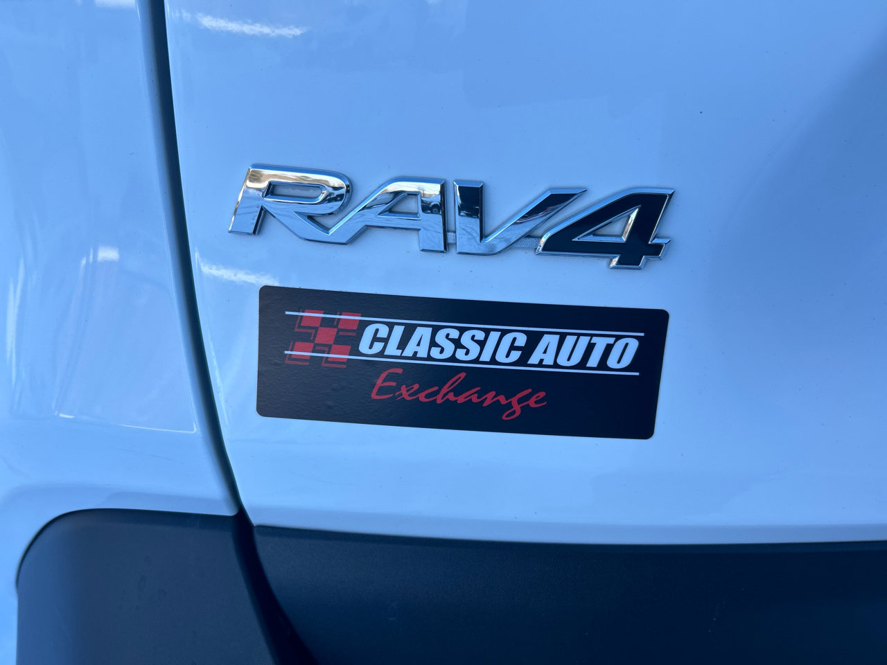 Toyota RAV4 Hybrid XLE 2022