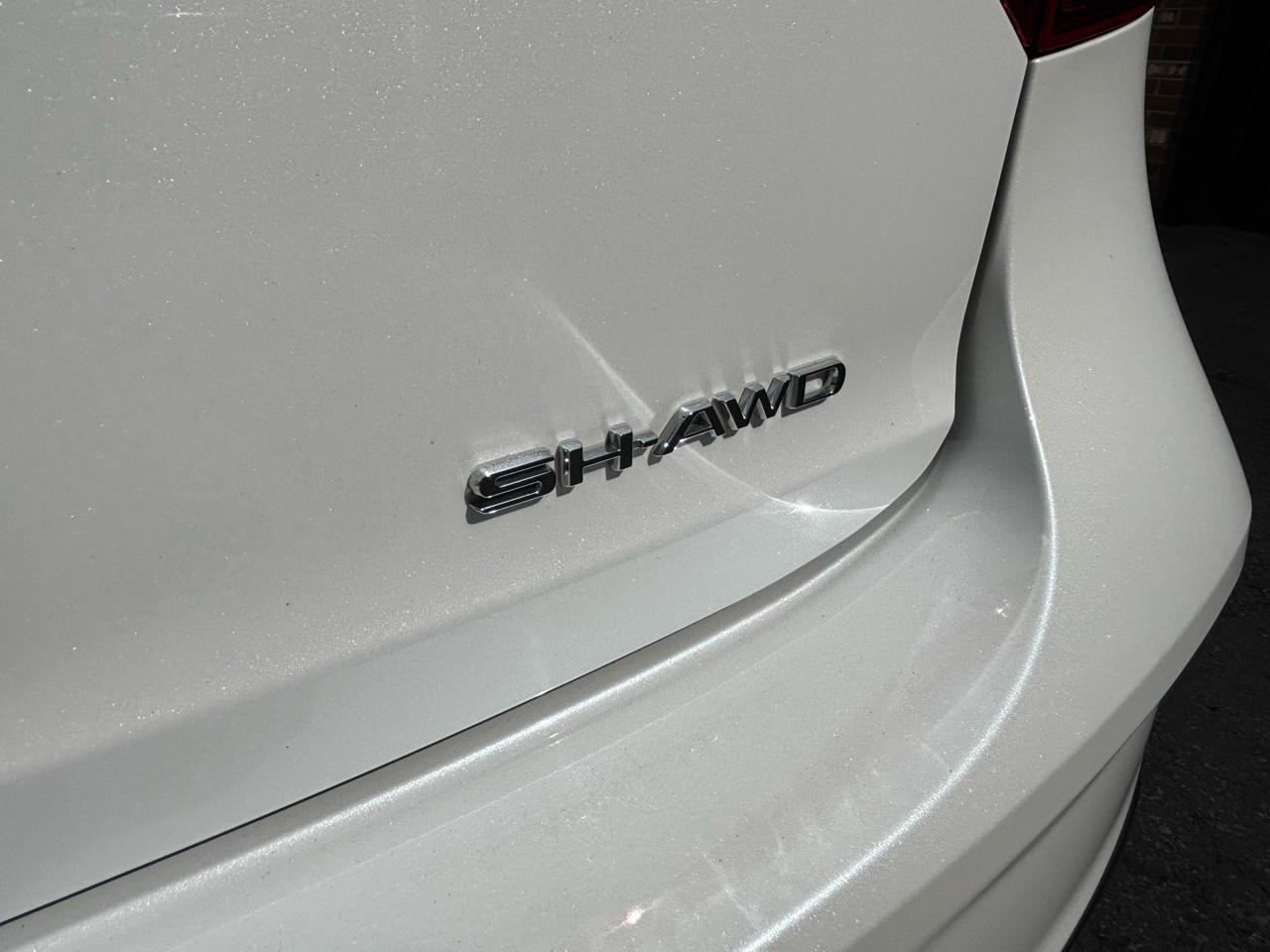 Acura MDX SH-AWD 9-Spd AT 2020